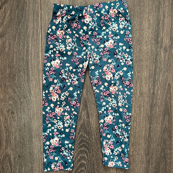 Nannette Kids Three Piece Set - Picture 5 of 7